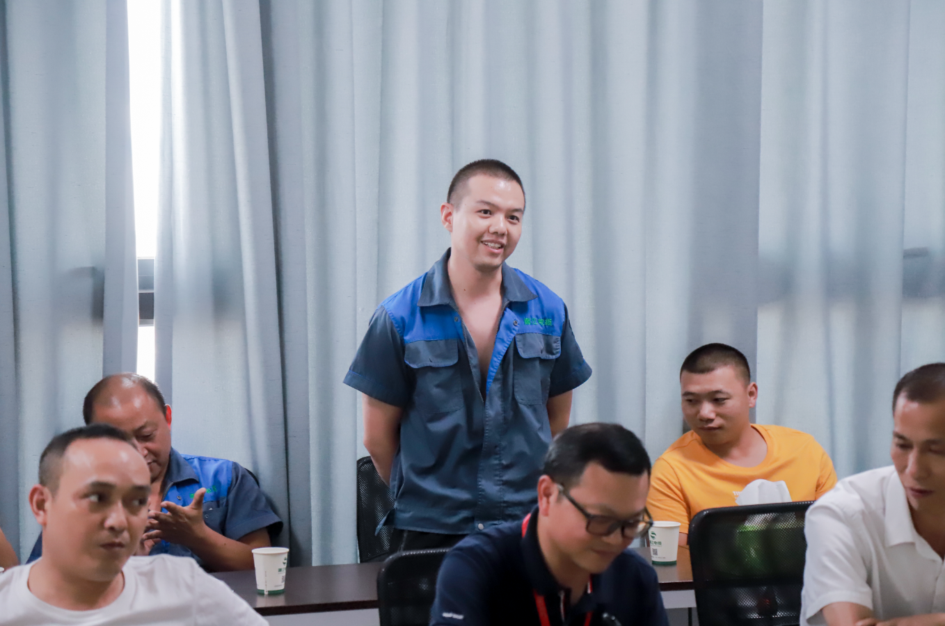 情滿中秋，共話未來(lái)。湘江電纜工會(huì)舉行中秋茶話會(huì)