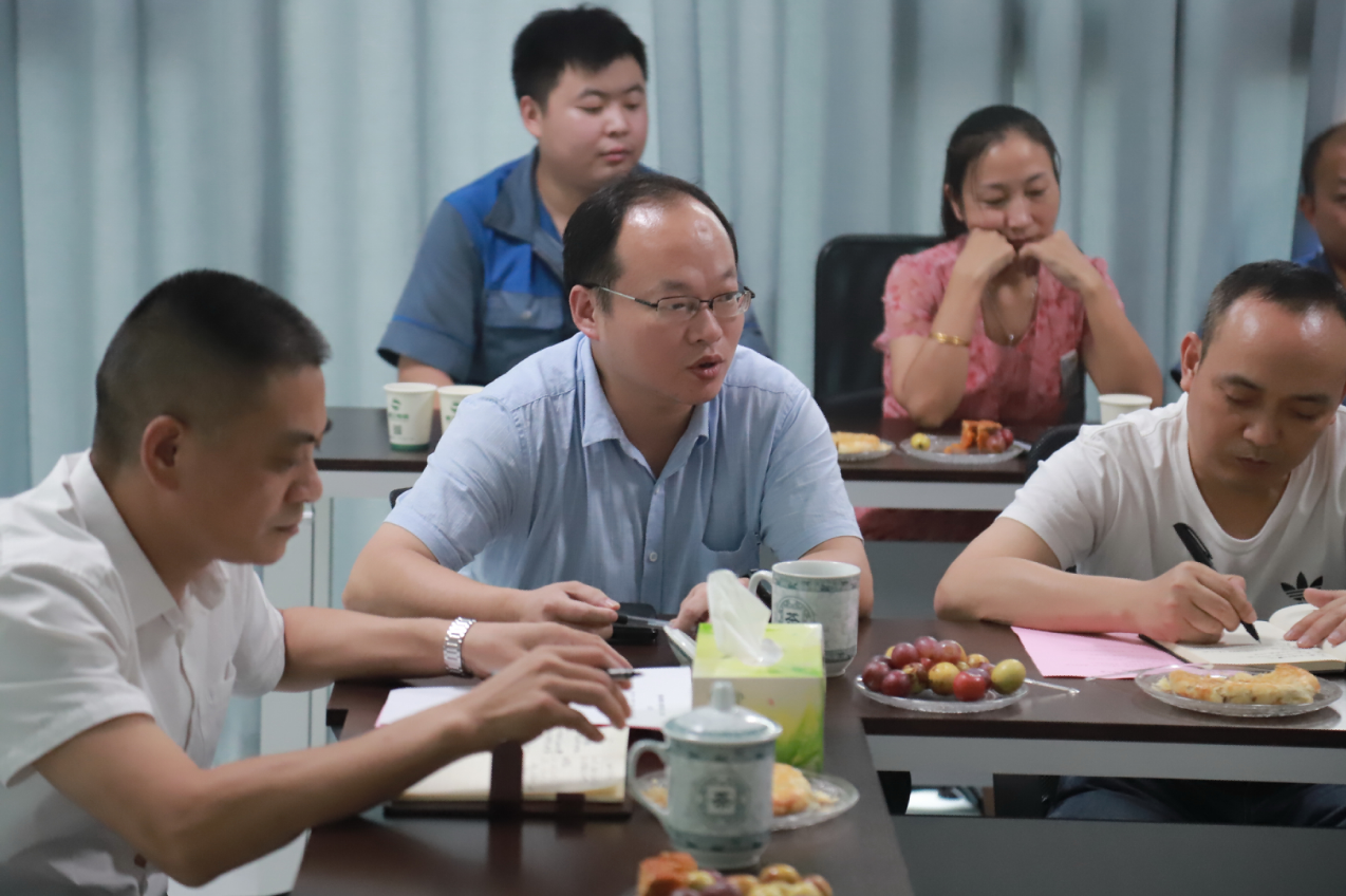 情滿中秋，共話未來(lái)。湘江電纜工會(huì)舉行中秋茶話會(huì)